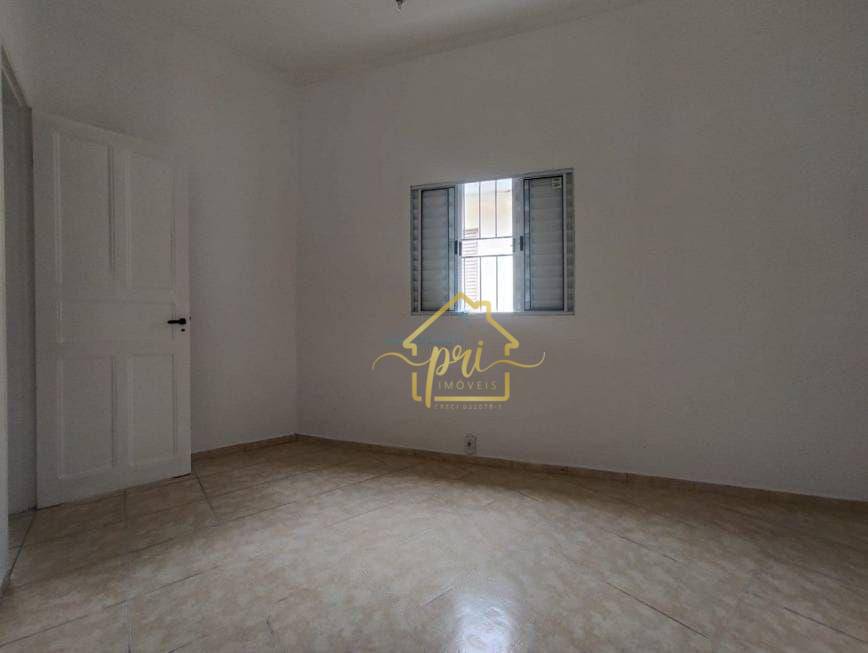 Casa à venda com 3 quartos, 205m² - Foto 13