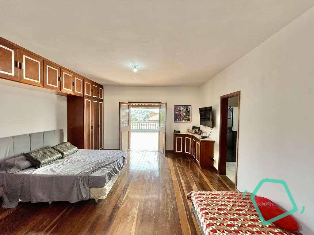 Casa de Condomínio à venda com 4 quartos, 359m² - Foto 38