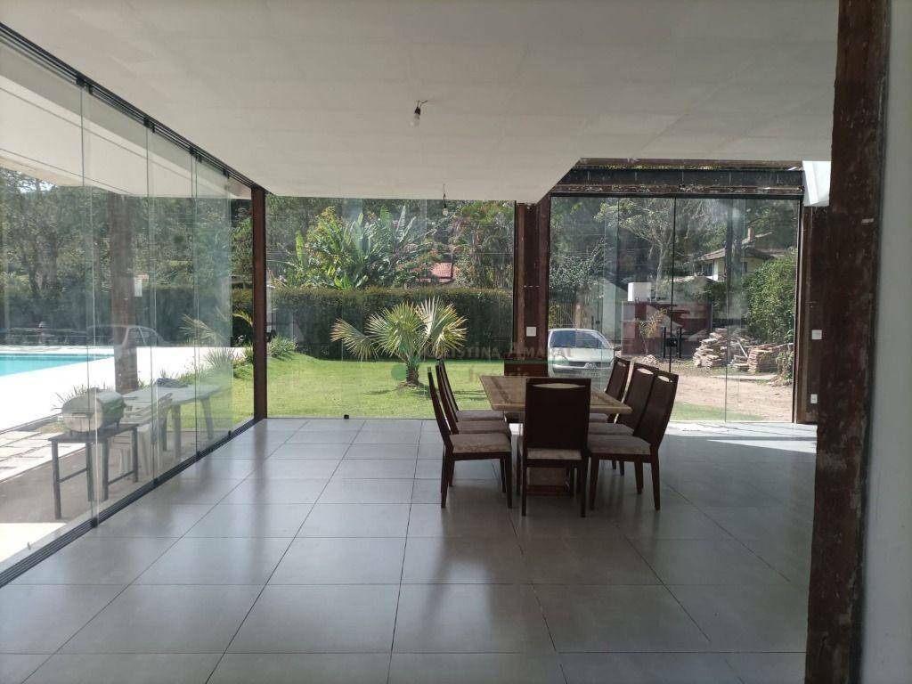 Casa de Condomínio à venda e aluguel com 3 quartos, 360m² - Foto 5