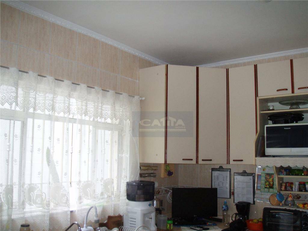 Sobrado à venda com 5 quartos, 250m² - Foto 4