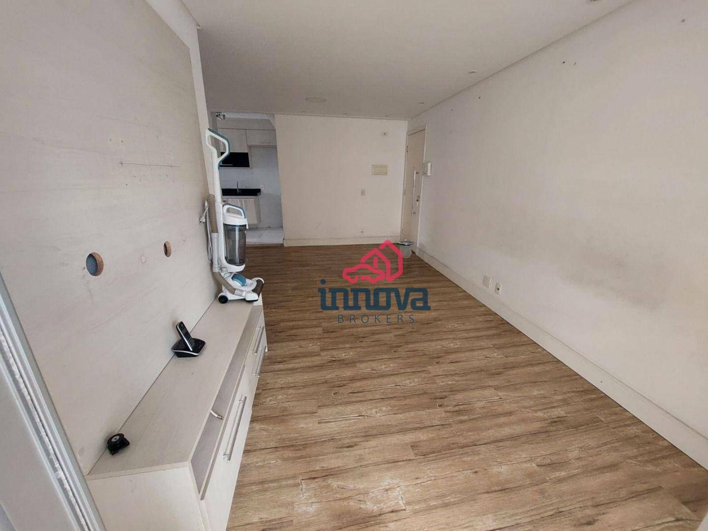 Apartamento à venda com 3 quartos, 76m² - Foto 8