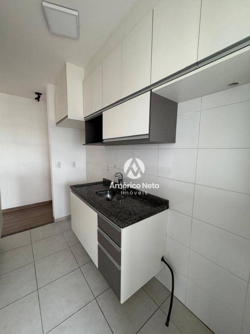 Apartamento para alugar com 2 quartos, 65m² - Foto 7