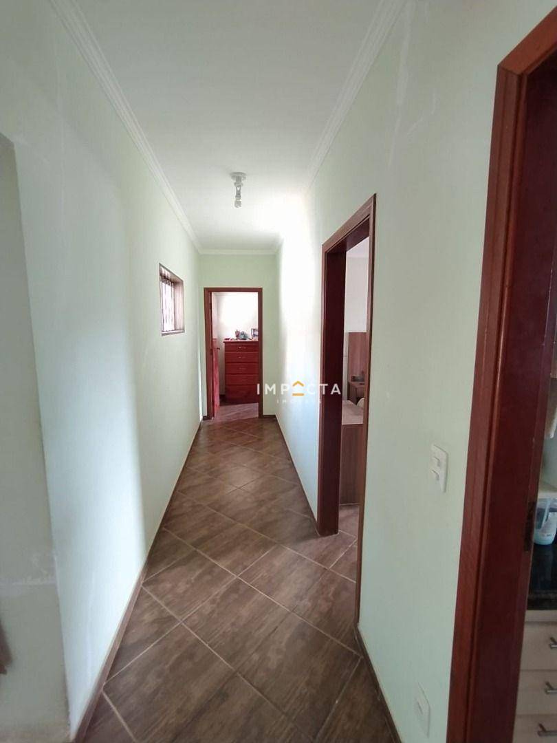 Casa à venda com 4 quartos, 420m² - Foto 15