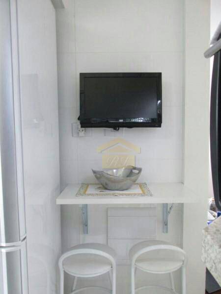 Apartamento à venda com 2 quartos, 50m² - Foto 15