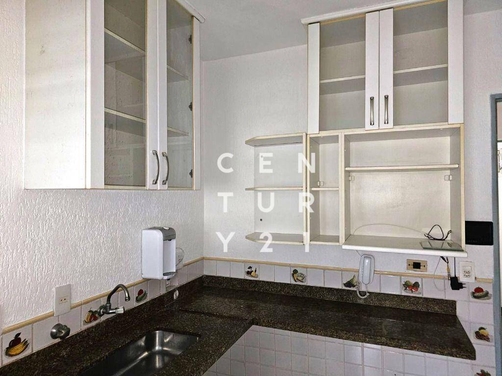 Apartamento à venda com 3 quartos, 81m² - Foto 9