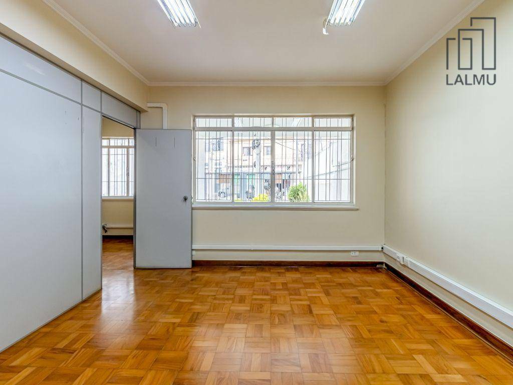 Casa para alugar com 3 quartos, 320m² - Foto 16