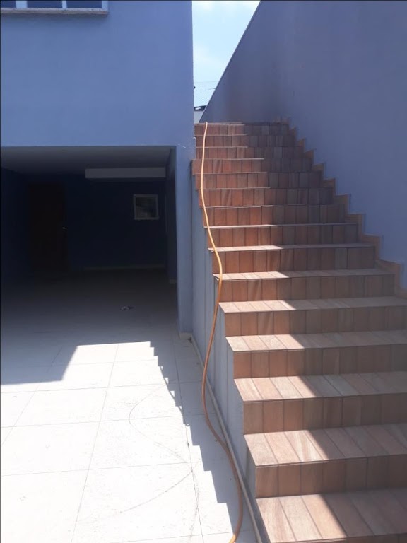 Sobrado à venda com 3 quartos, 200m² - Foto 32