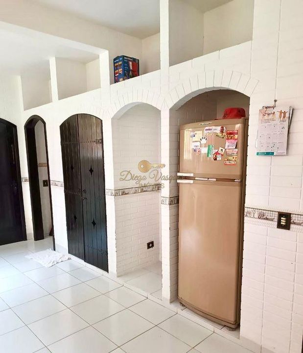 Casa à venda com 4 quartos, 360m² - Foto 15