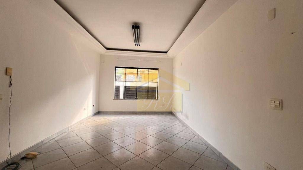 Casa para alugar com 3 quartos, 200m² - Foto 18