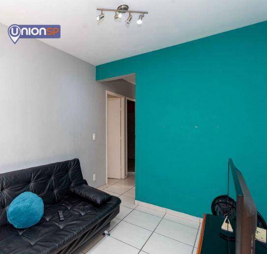 Apartamento à venda com 3 quartos, 74m² - Foto 3