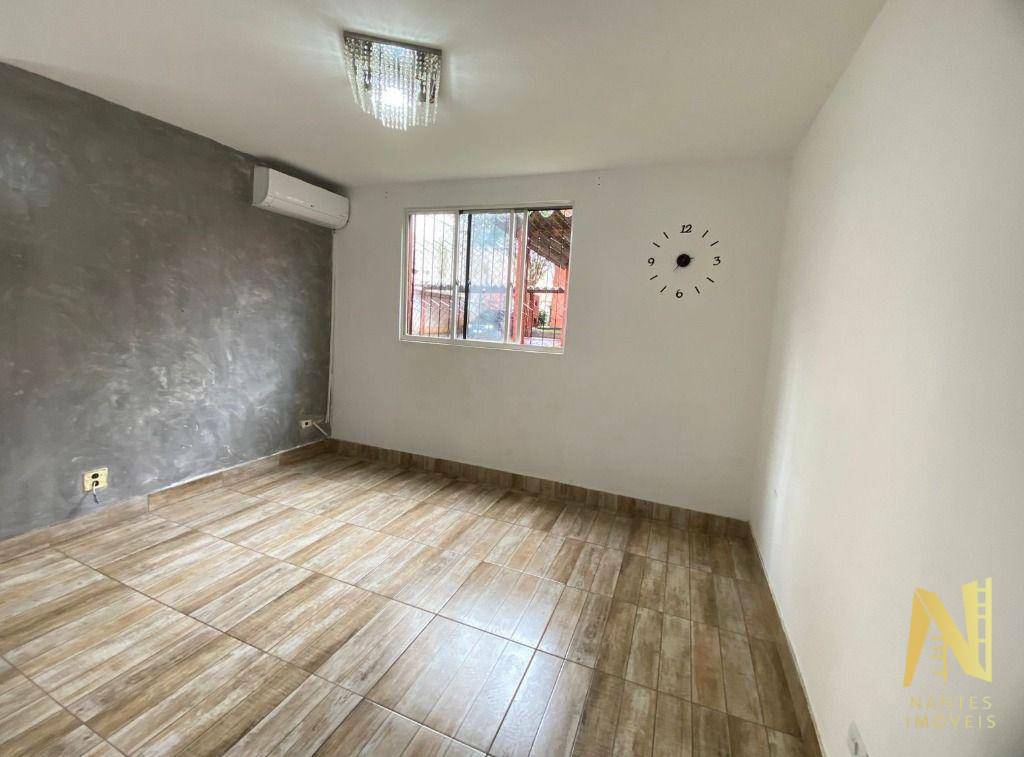 Apartamento à venda com 2 quartos, 43m² - Foto 1