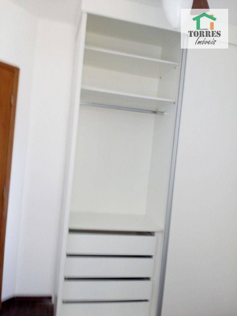 Apartamento à venda com 2 quartos, 65m² - Foto 15