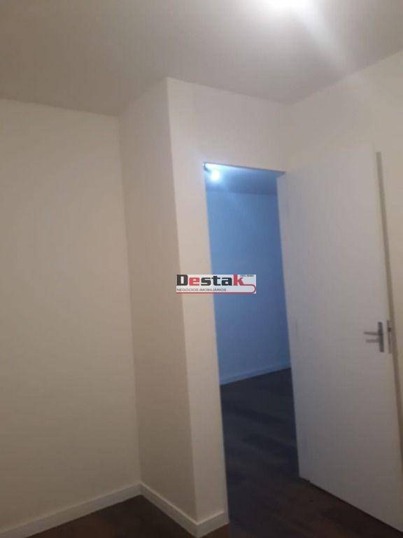 Apartamento à venda com 2 quartos, 47m² - Foto 11