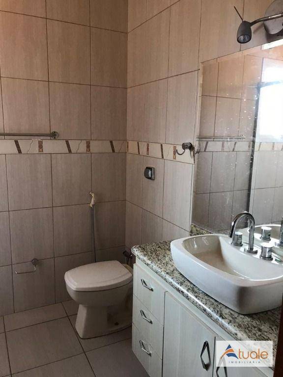 Casa de Condomínio para alugar com 3 quartos, 183m² - Foto 18