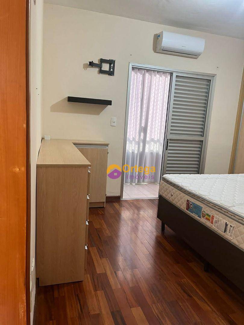 Apartamento à venda com 3 quartos, 87m² - Foto 4