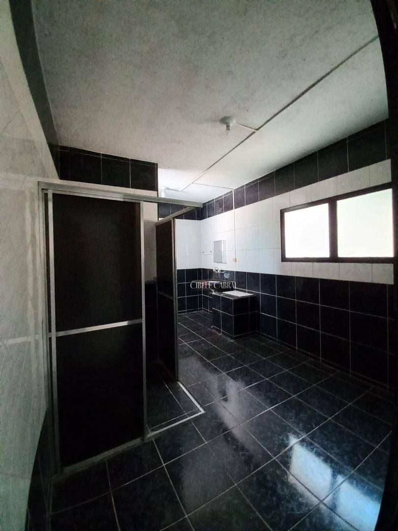 Chácara à venda e aluguel com 3 quartos, 200m² - Foto 32