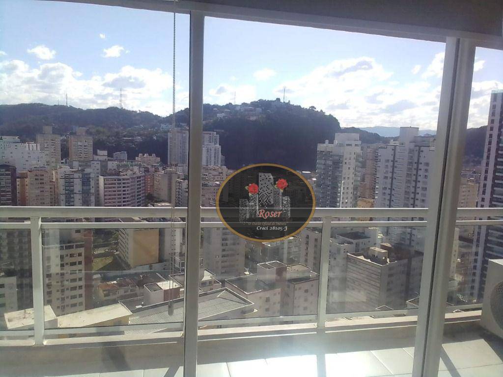 Apartamento para alugar com 1 quarto, 66m² - Foto 13