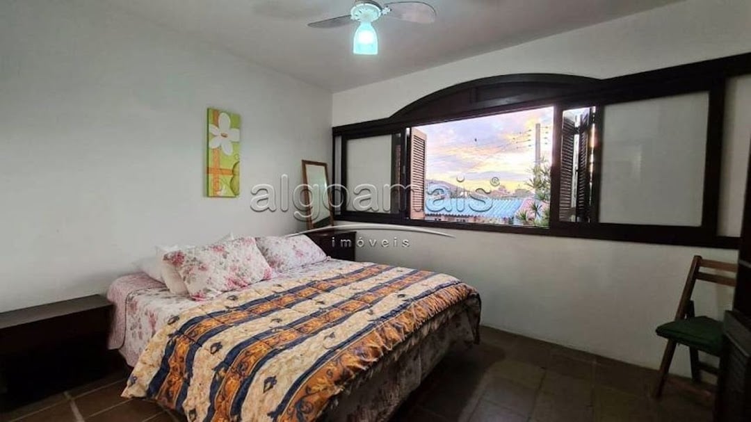 Casa à venda com 5 quartos, 300m² - Foto 14