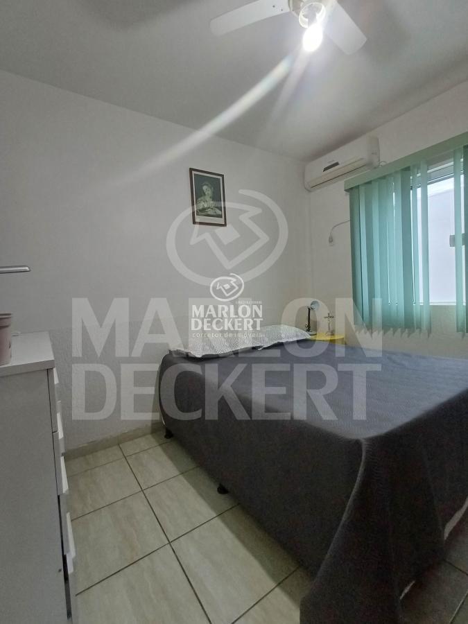 Casa à venda com 3 quartos, 130m² - Foto 11