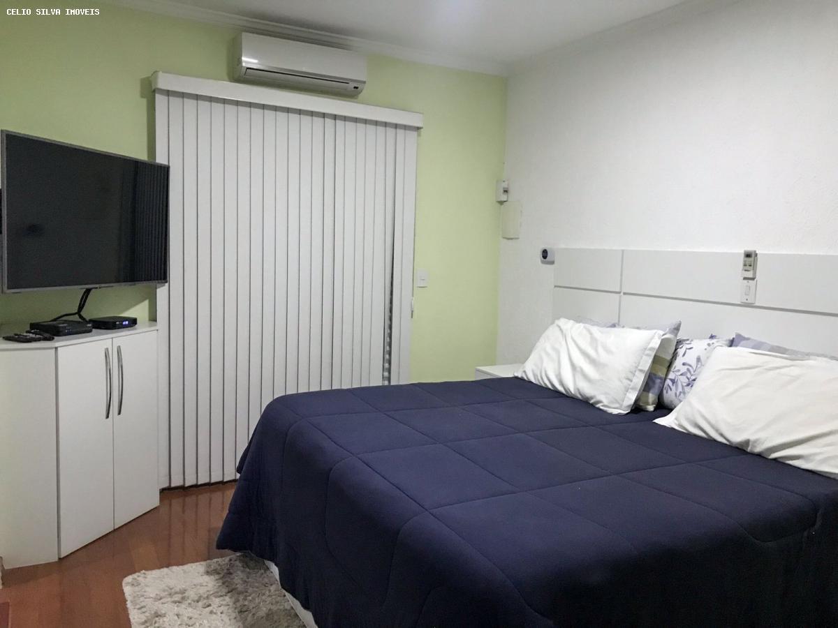 Casa à venda com 3 quartos, 170m² - Foto 8