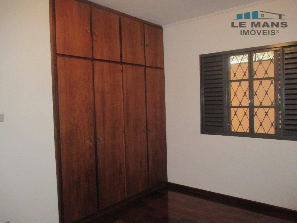 Casa para alugar com 3 quartos, 122m² - Foto 15