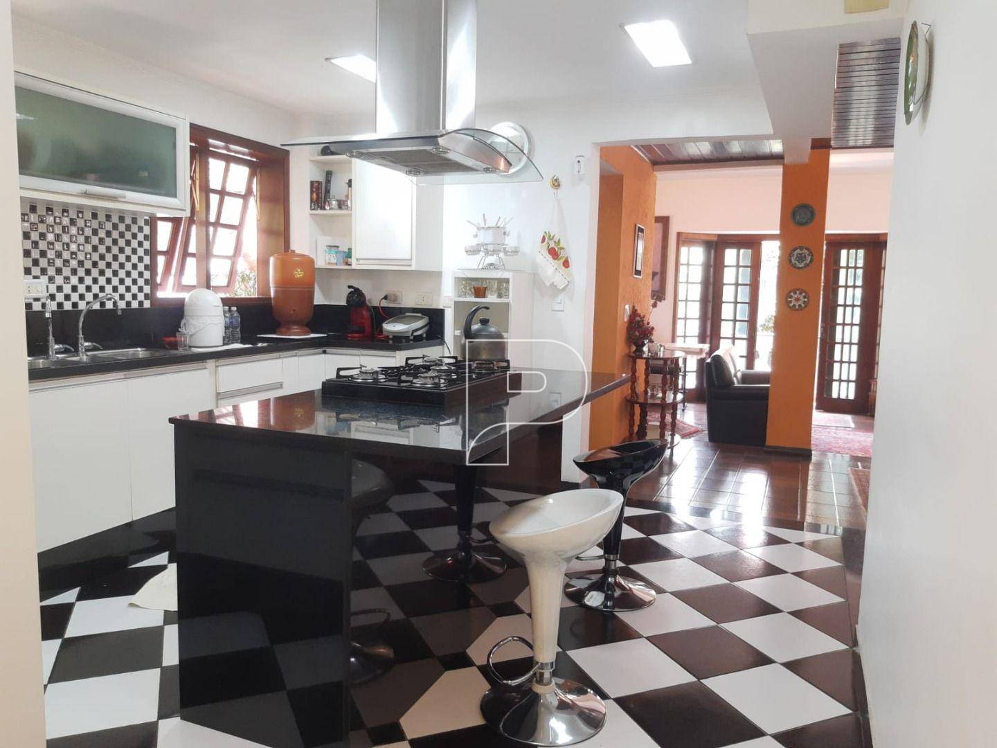 Casa de Condomínio à venda e aluguel com 4 quartos, 318m² - Foto 23