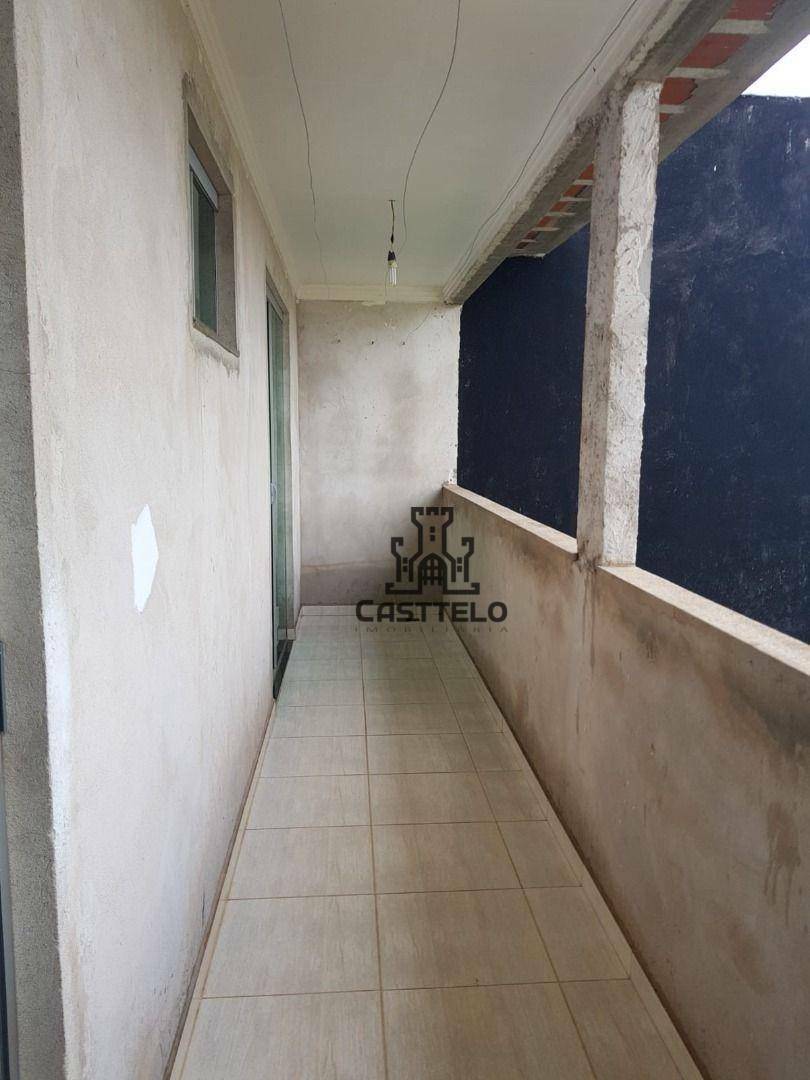 Casa à venda com 3 quartos, 242m² - Foto 21