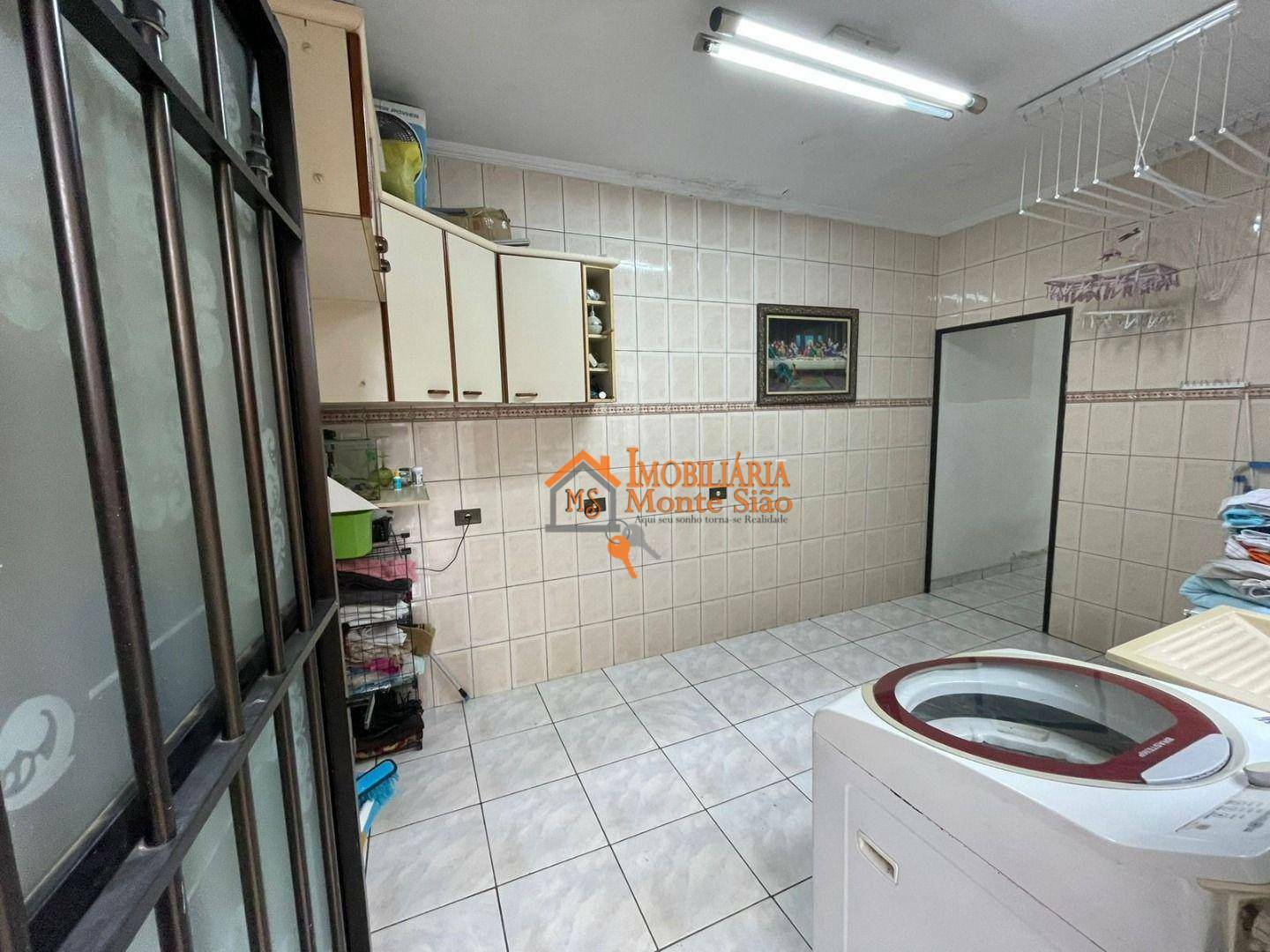 Casa à venda com 3 quartos, 210M2 - Foto 27