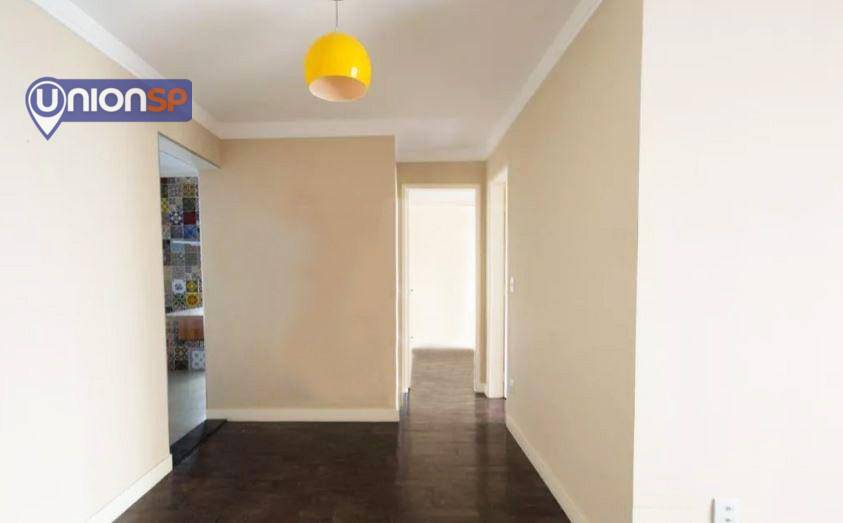 Apartamento à venda com 2 quartos, 60m² - Foto 2