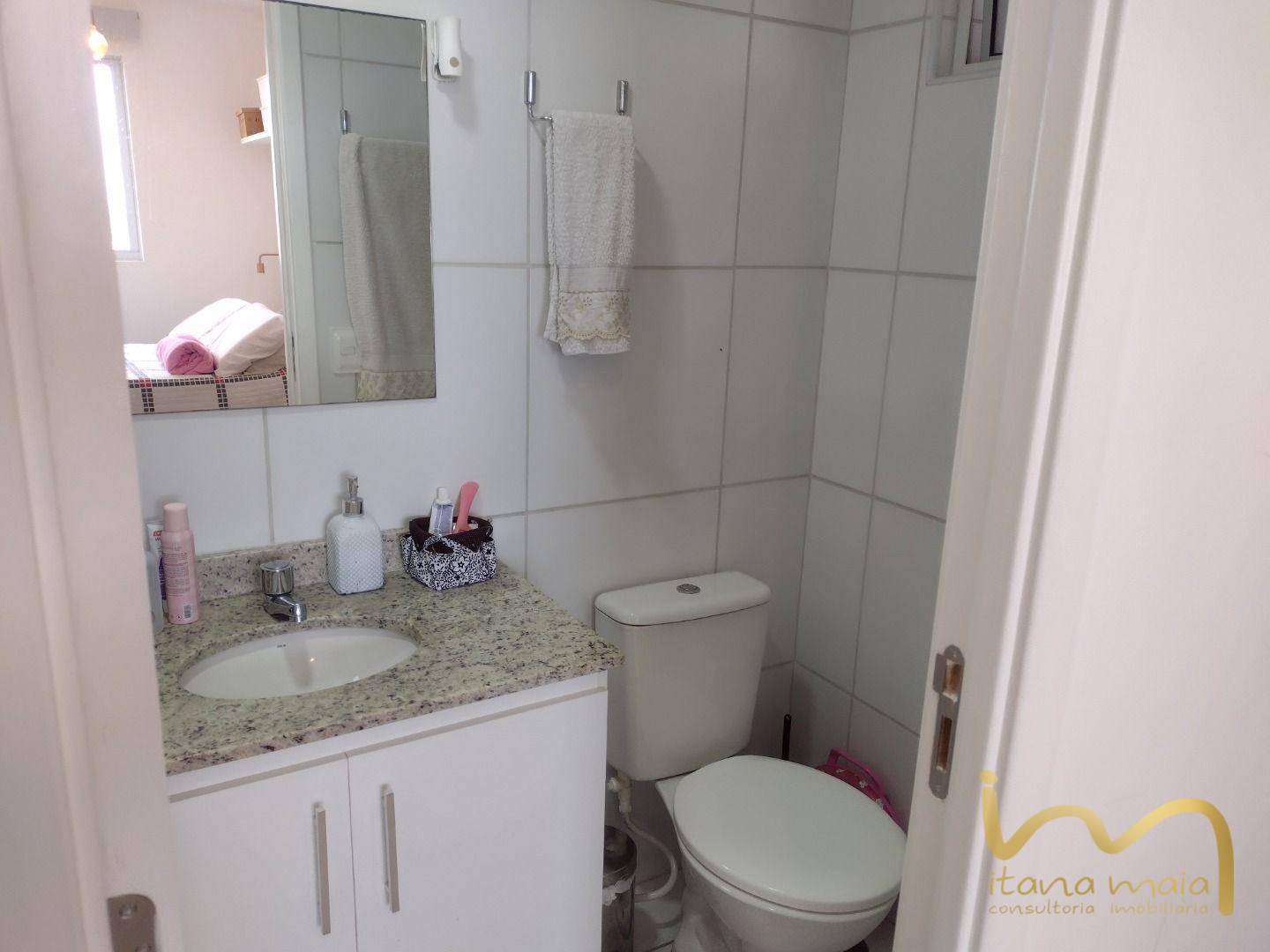 Apartamento à venda com 3 quartos, 75m² - Foto 15