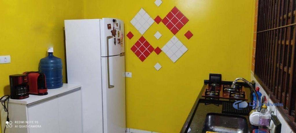 Chácara à venda com 3 quartos, 200m² - Foto 8