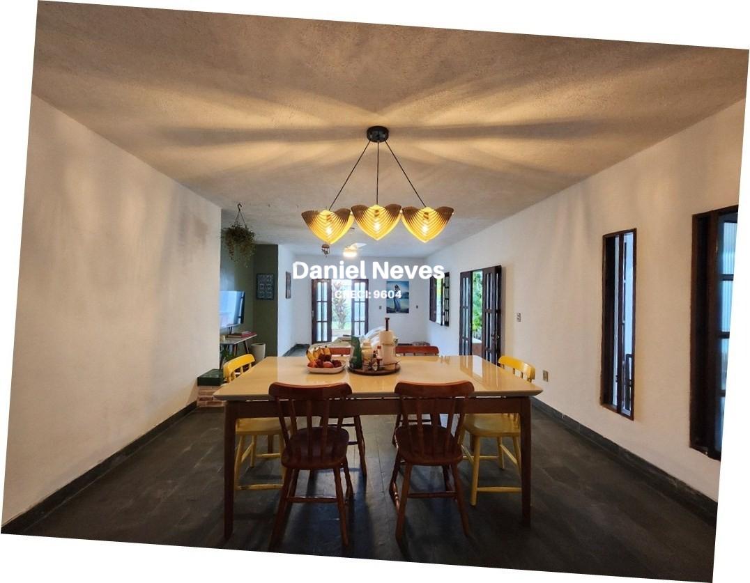 Casa à venda com 4 quartos, 207m² - Foto 13