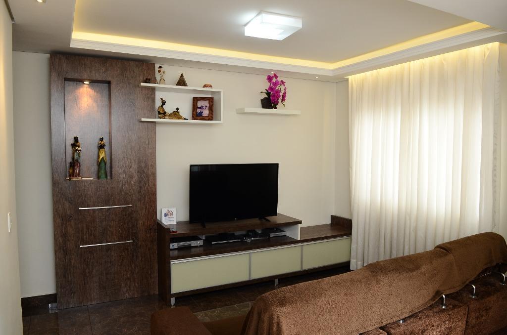 Apartamento à venda com 2 quartos, 60m² - Foto 33