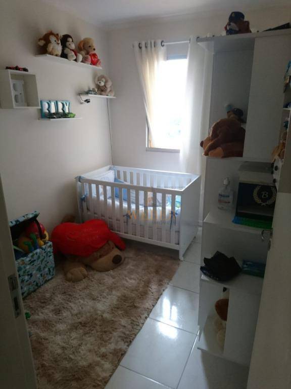 Apartamento à venda com 2 quartos, 45m² - Foto 2