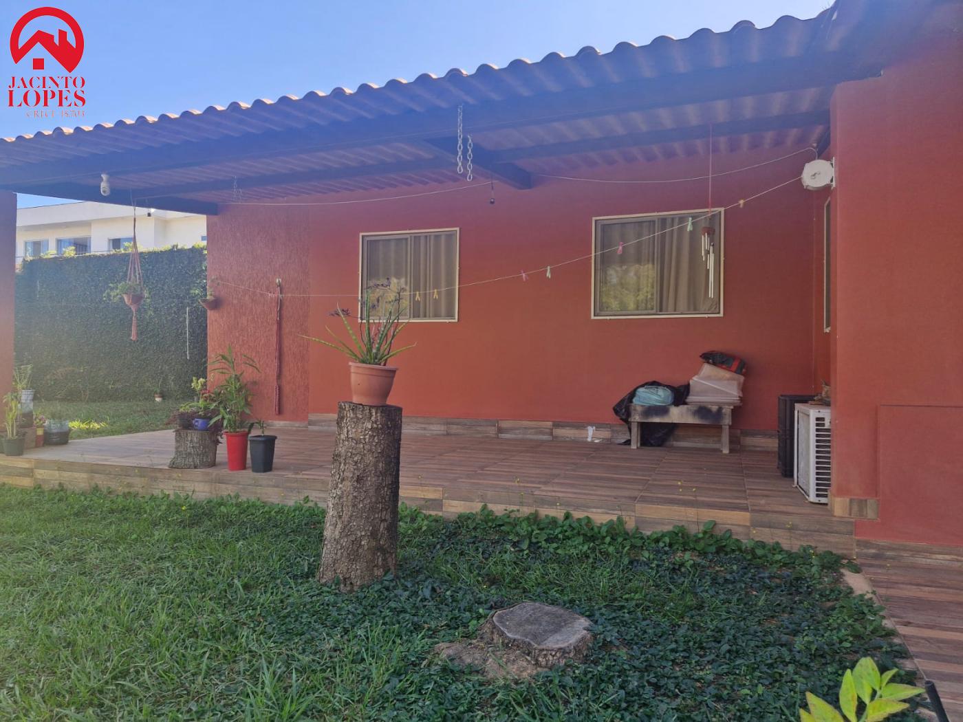 Casa de Condomínio à venda com 1 quarto, 100m² - Foto 1