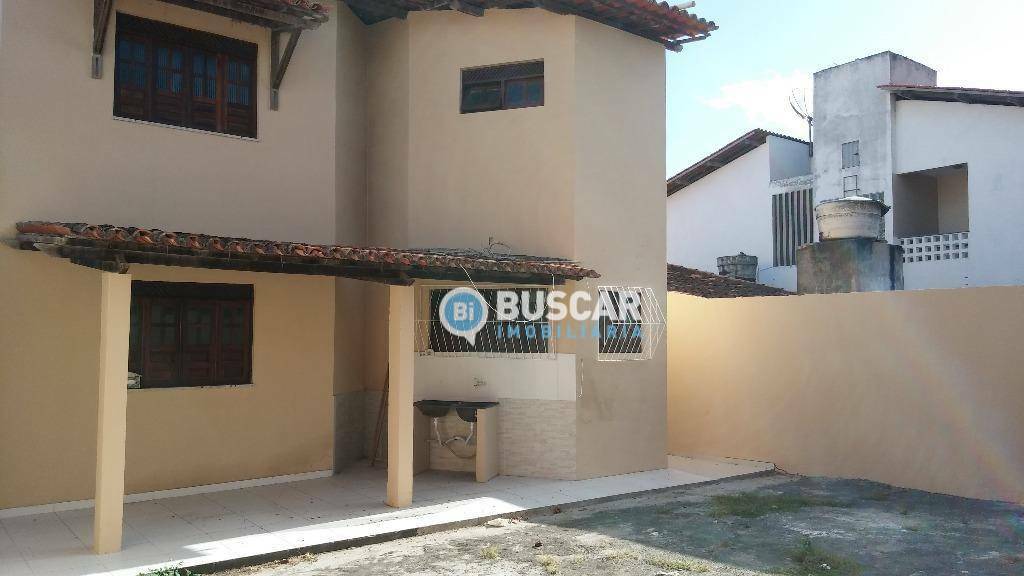 Casa à venda e aluguel com 4 quartos, 146m² - Foto 4