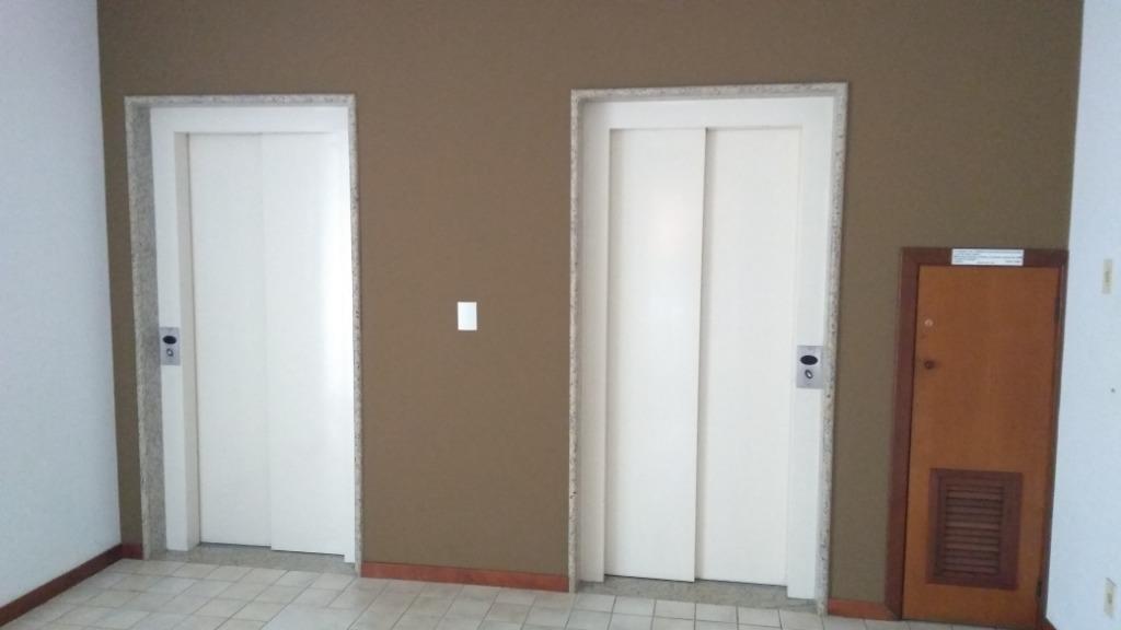 Apartamento à venda com 3 quartos, 144m² - Foto 18