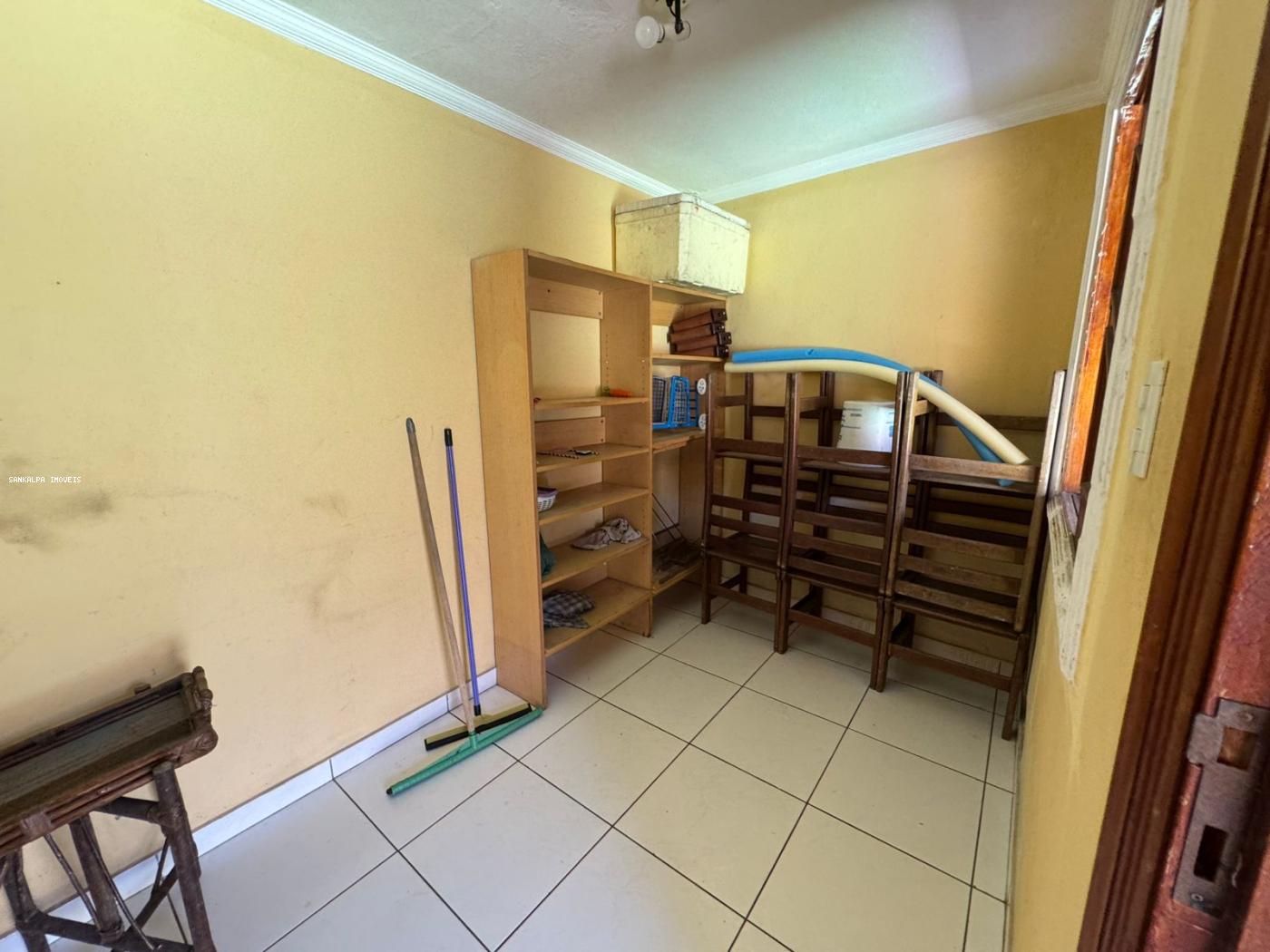 Casa à venda com 3 quartos, 198m² - Foto 5