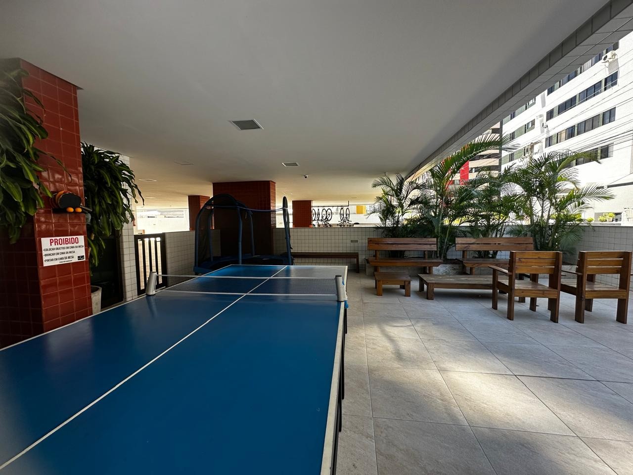 Apartamento à venda com 3 quartos, 80m² - Foto 2