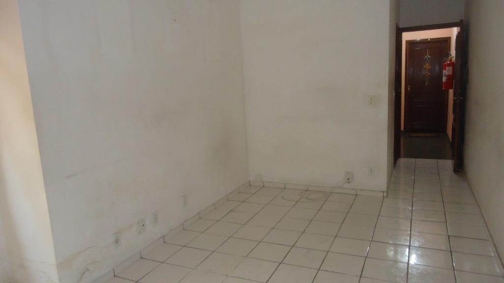 Apartamento para alugar com 2 quartos, 60m² - Foto 9