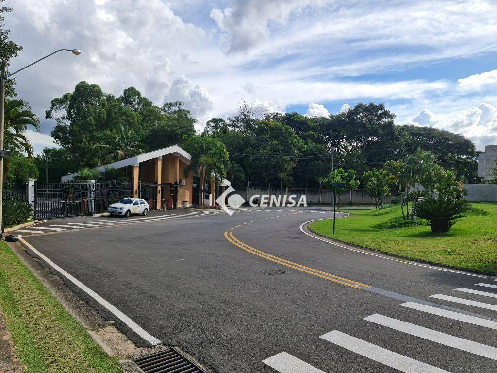 Casa de Condomínio para alugar com 6 quartos, 405m² - Foto 56