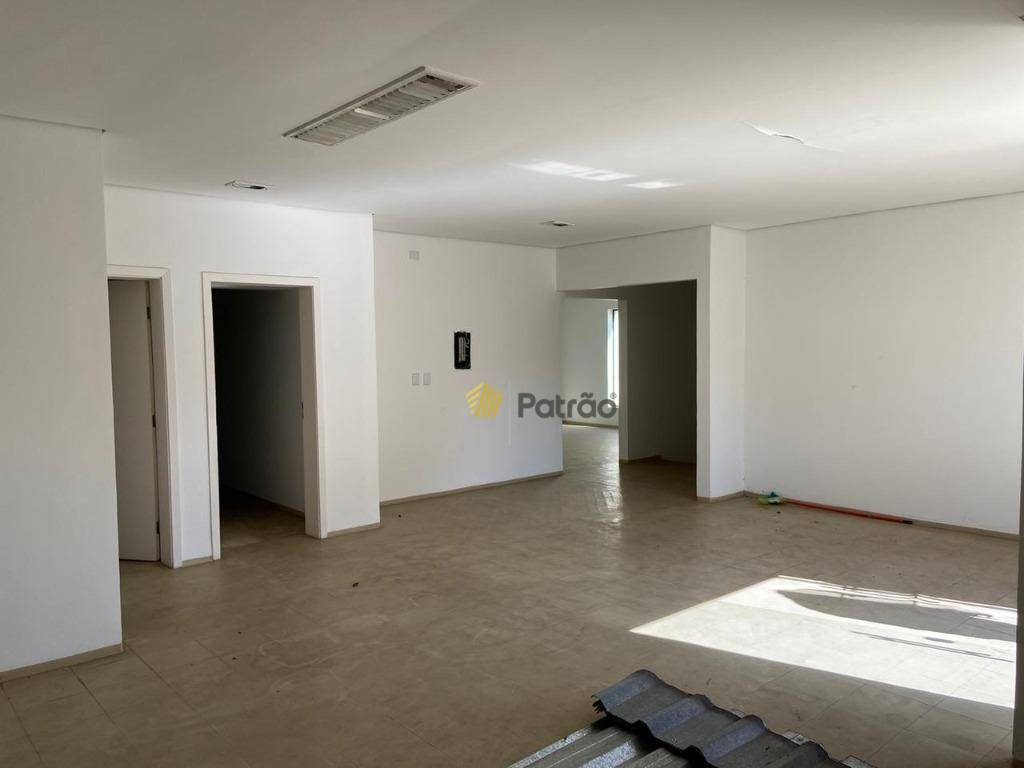 Casa para alugar com 12 quartos, 544m² - Foto 25