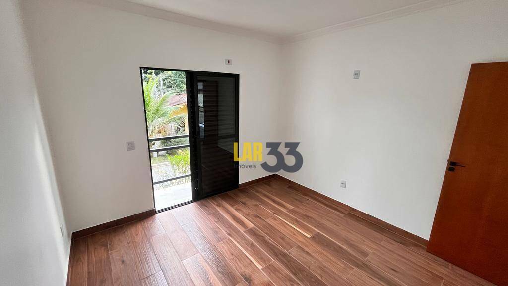 Casa de Condomínio à venda com 4 quartos, 200m² - Foto 17