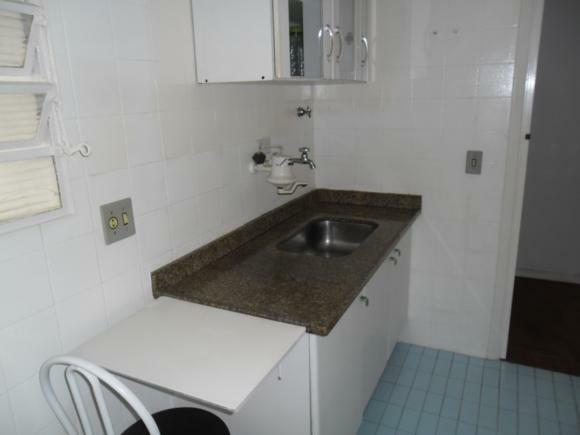 Apartamento à venda com 1 quarto, 50m² - Foto 5