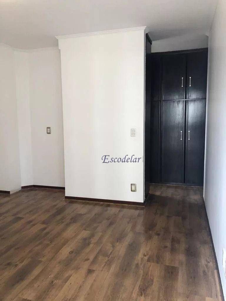 Apartamento à venda com 3 quartos, 242m² - Foto 9