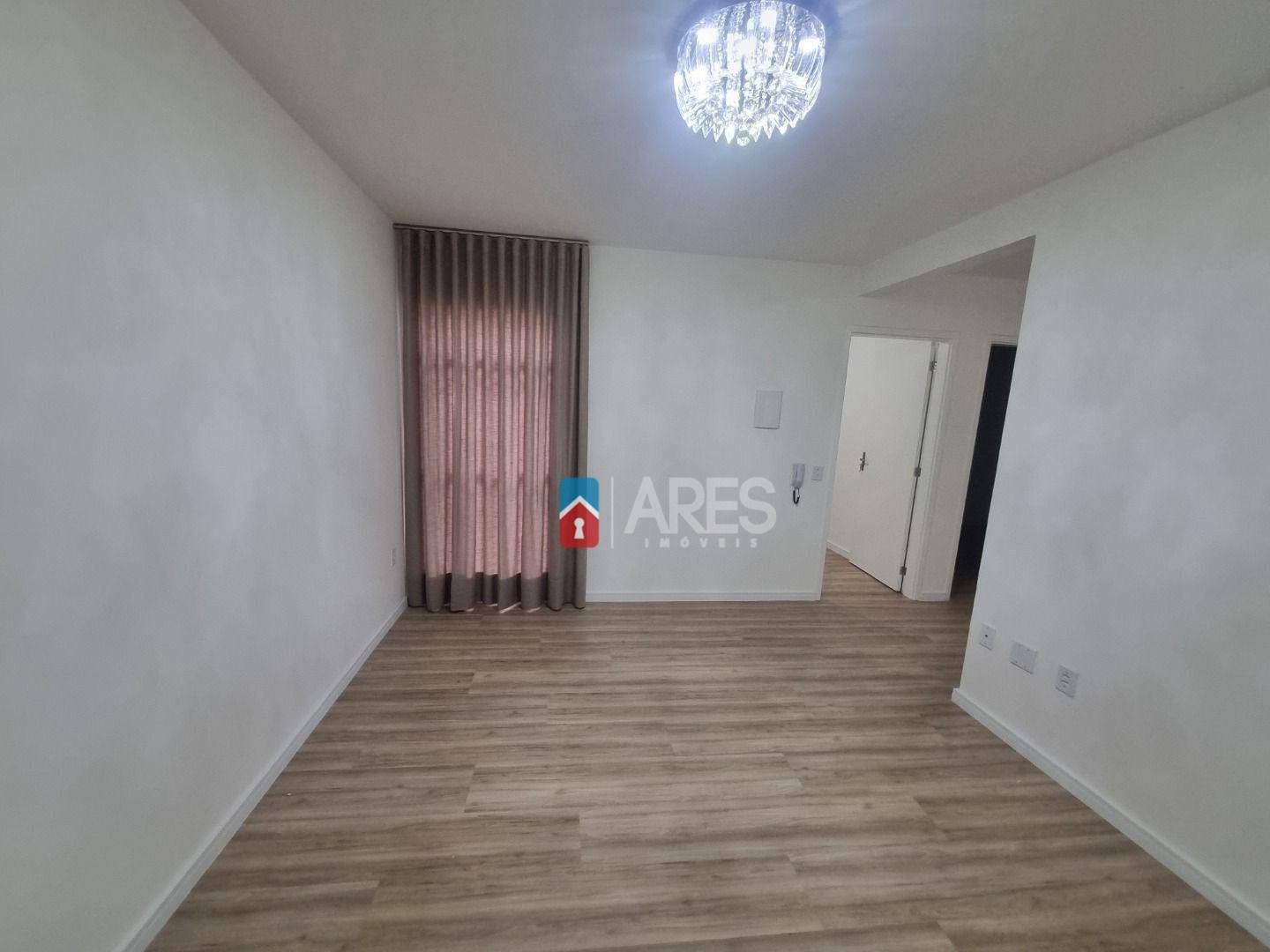 Apartamento à venda com 2 quartos, 49m² - Foto 1