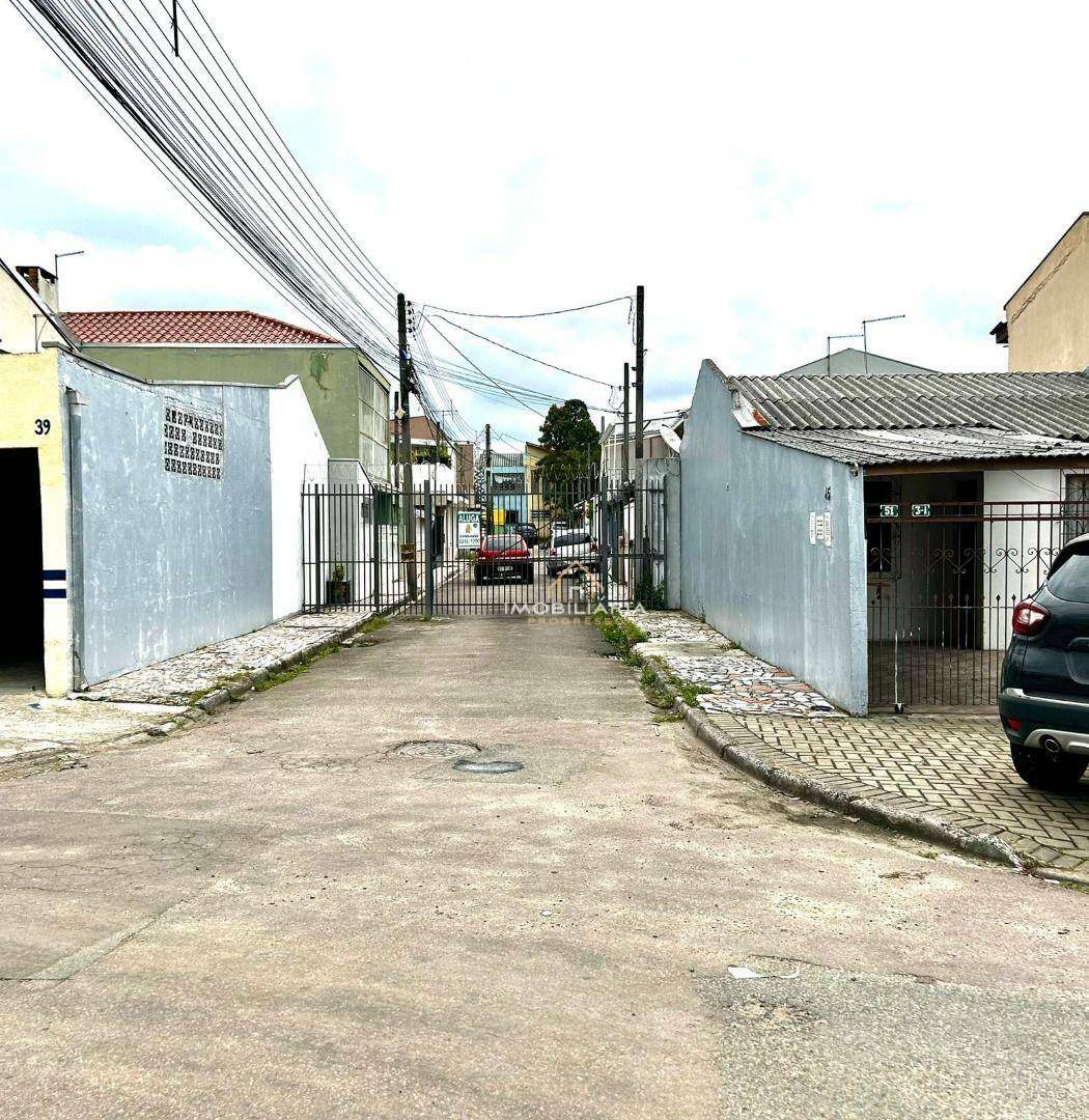 Sobrado à venda com 3 quartos, 130m² - Foto 1