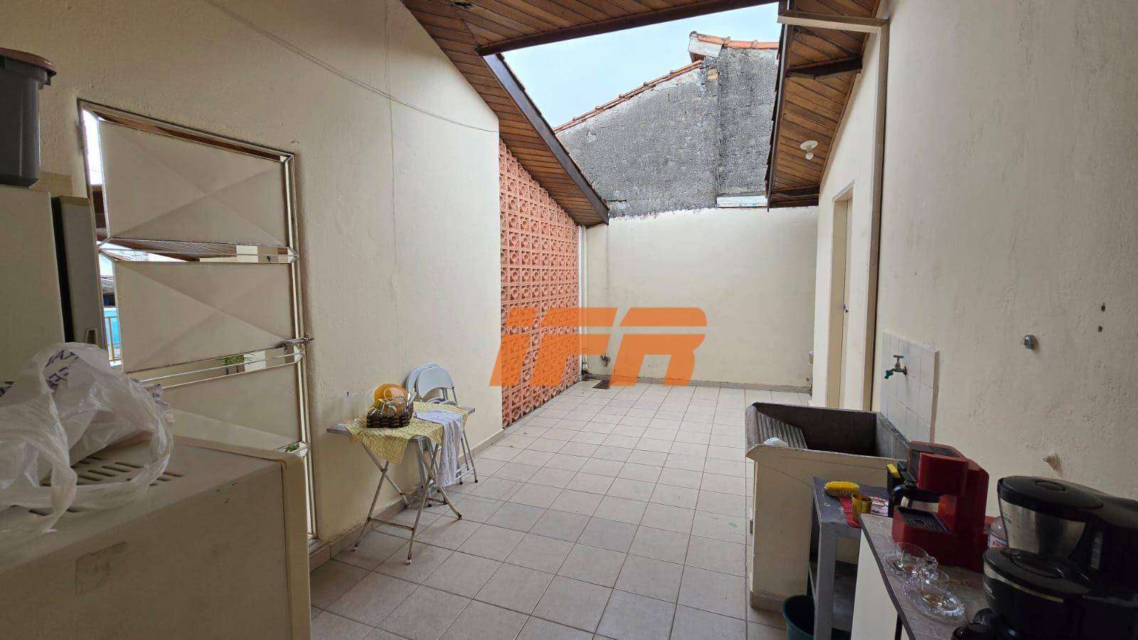 Casa à venda com 2 quartos, 146m² - Foto 21