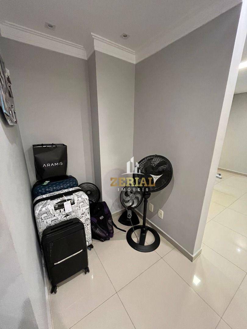 Apartamento para alugar com 2 quartos, 77m² - Foto 17