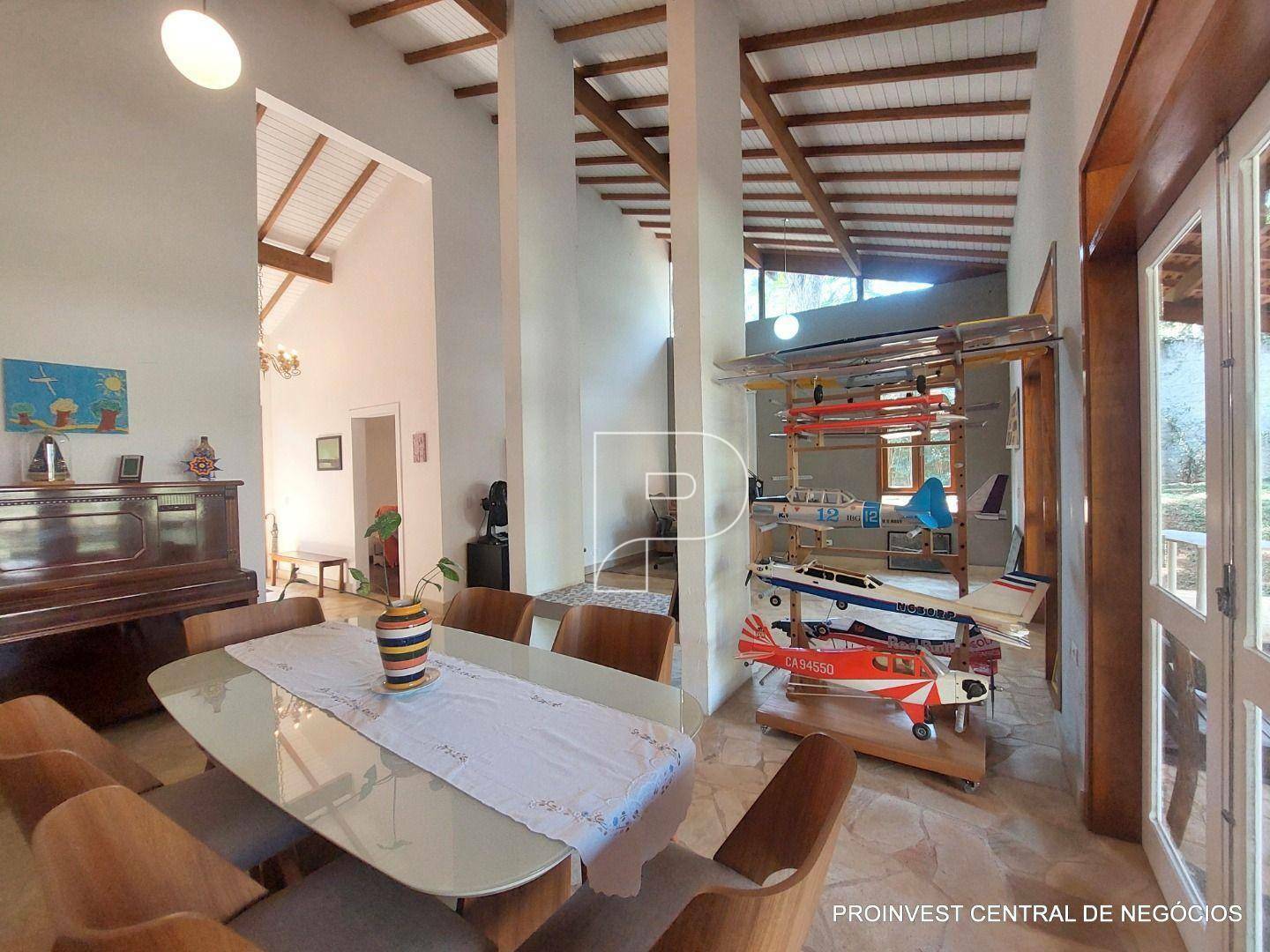 Casa de Condomínio à venda com 4 quartos, 255m² - Foto 14